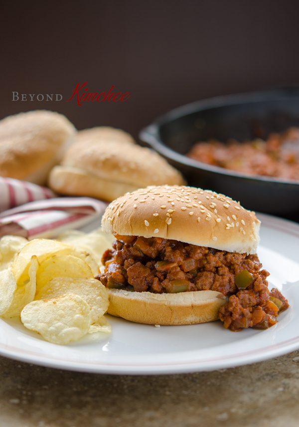 This Korean style Gochujang sloppy Joes is served with potato chips