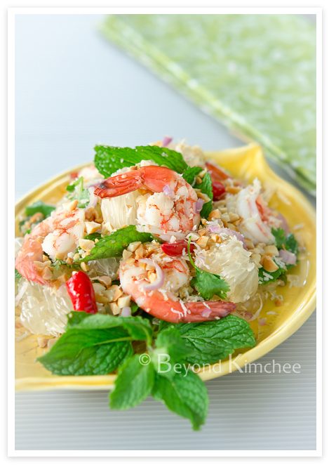 Pomelo Prawn Salad on a serving dish.