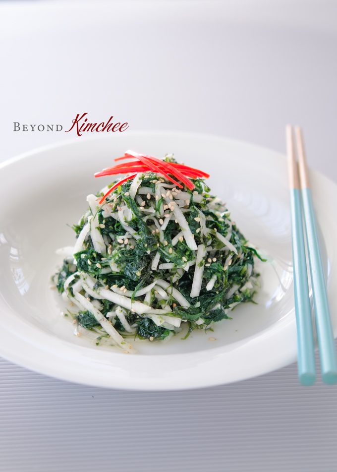 Fresh seaweed and radish makes lighter and refreshing Korean side salad.