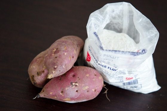 Korean sweet potatoes and glutenous rice flour to make rice donuts.