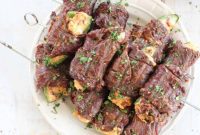 Smoky Sriracha Steak Popper Skewers