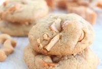 Salted Caramel Cashew Delights