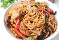 Homemade Chicken Lo Mein in Minutes