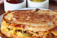 Signature Meatloaf Sandwich