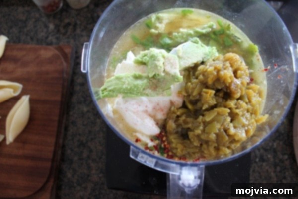 Spicy Green Chili Sauce Recipe