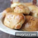 Chipotle Honey Cream Cheese Stuffed Pretzel Bites