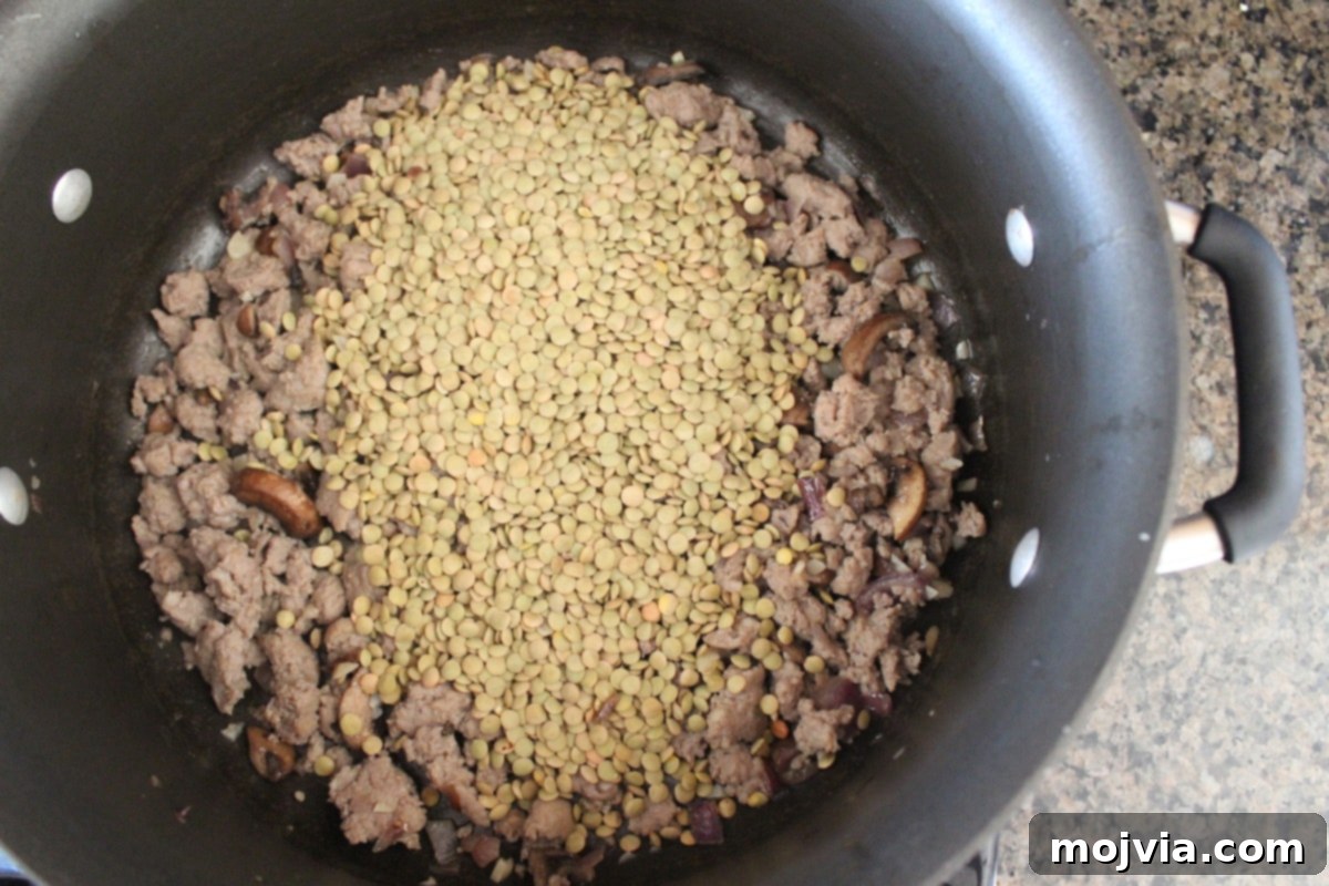 One Pot Mediterranean Sausage & Lentils Recipe