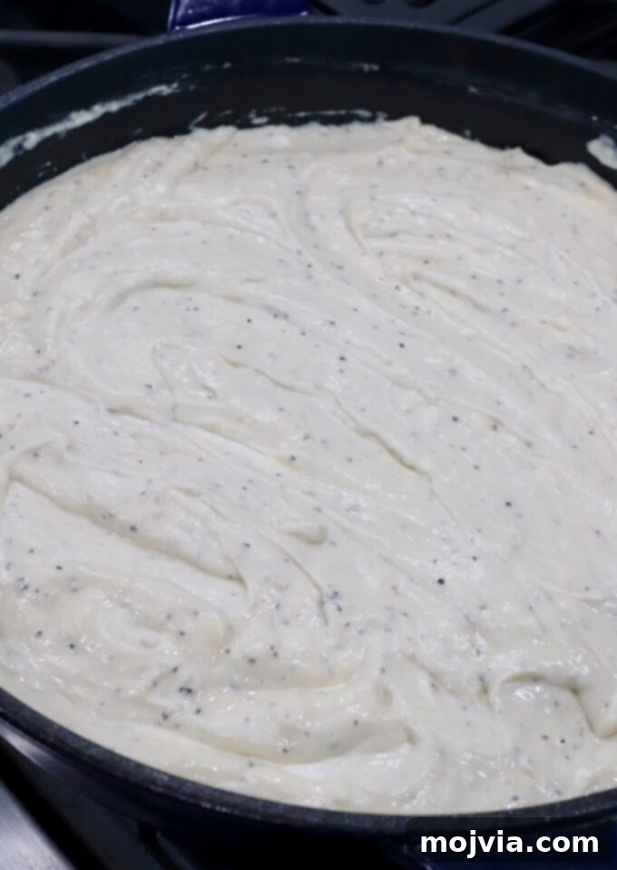 Velvet Smoke Mac 8 creamy sauce in pan for mac and cheese
