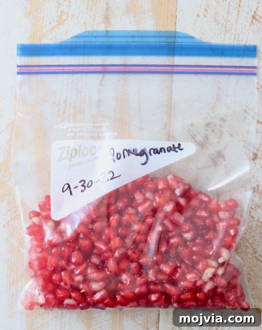 Pomegranate Secrets Revealed 6 pomegranate arils in freezer bag